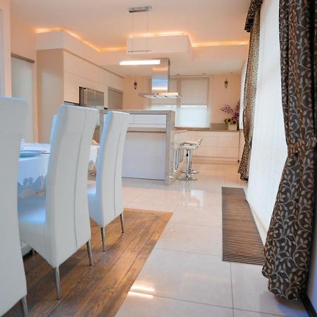 Apartamenty D-2 Varsavia Esterno foto